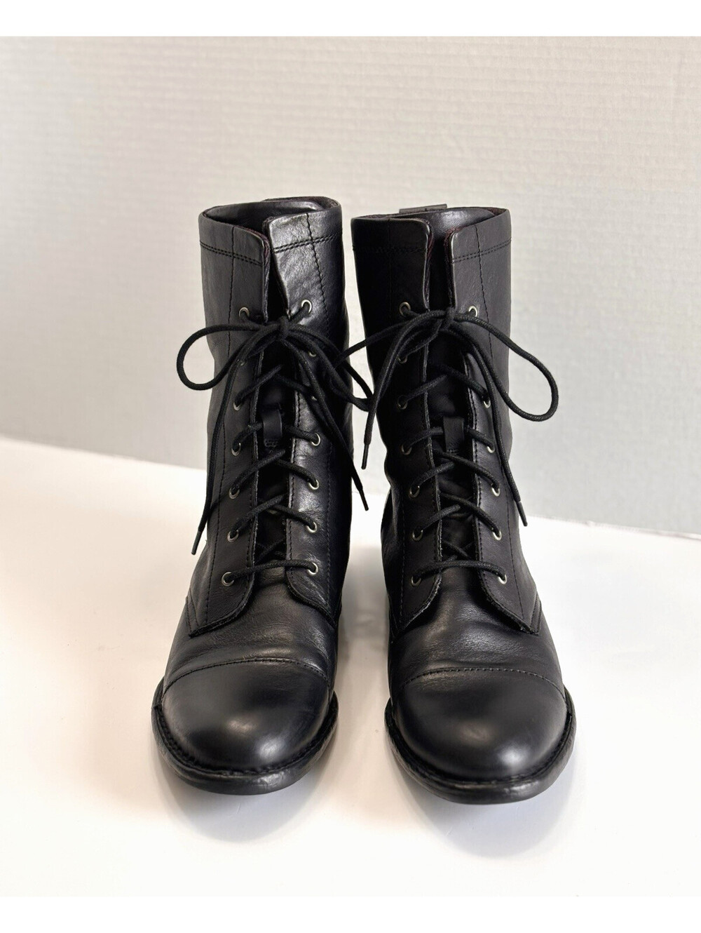 Born Neon Combat Boots Womans Size 8.5 M Black Leather Lace Up Comfort Round Toe - Picture 3 of 16